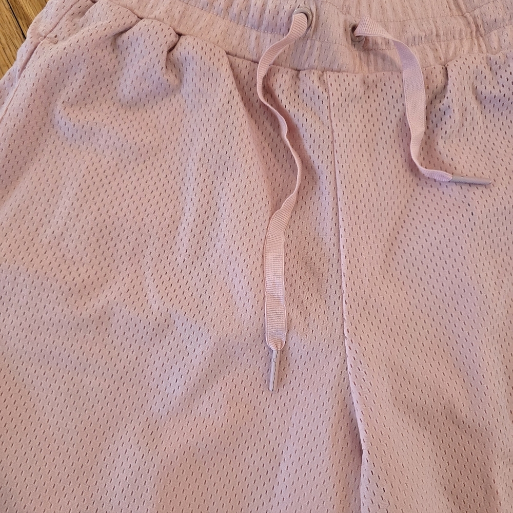Buffbunny Collection Mesh Shorts - Picture 2 of 3